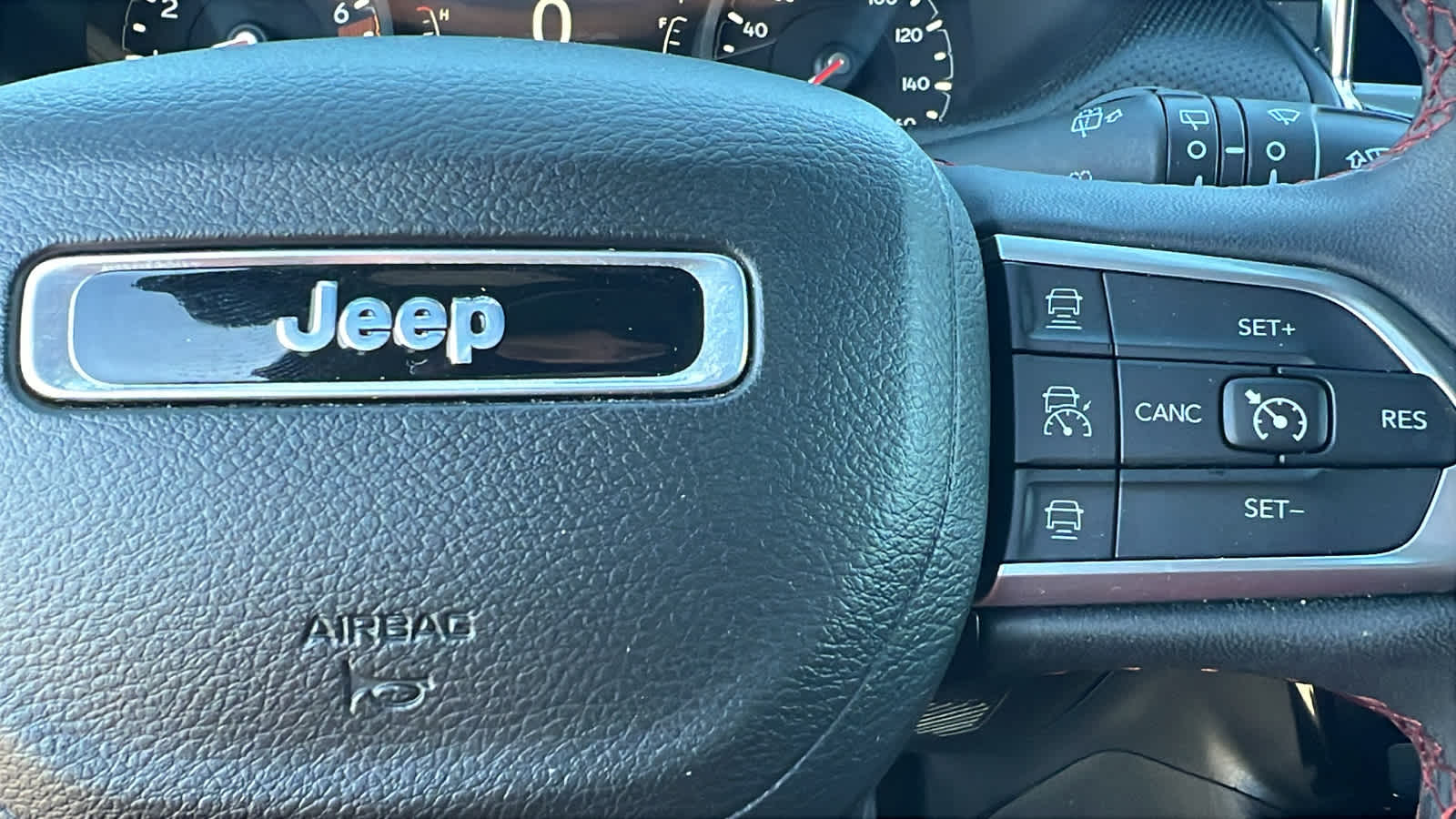 Thumbnail: 2023 Jeep Compass - 20