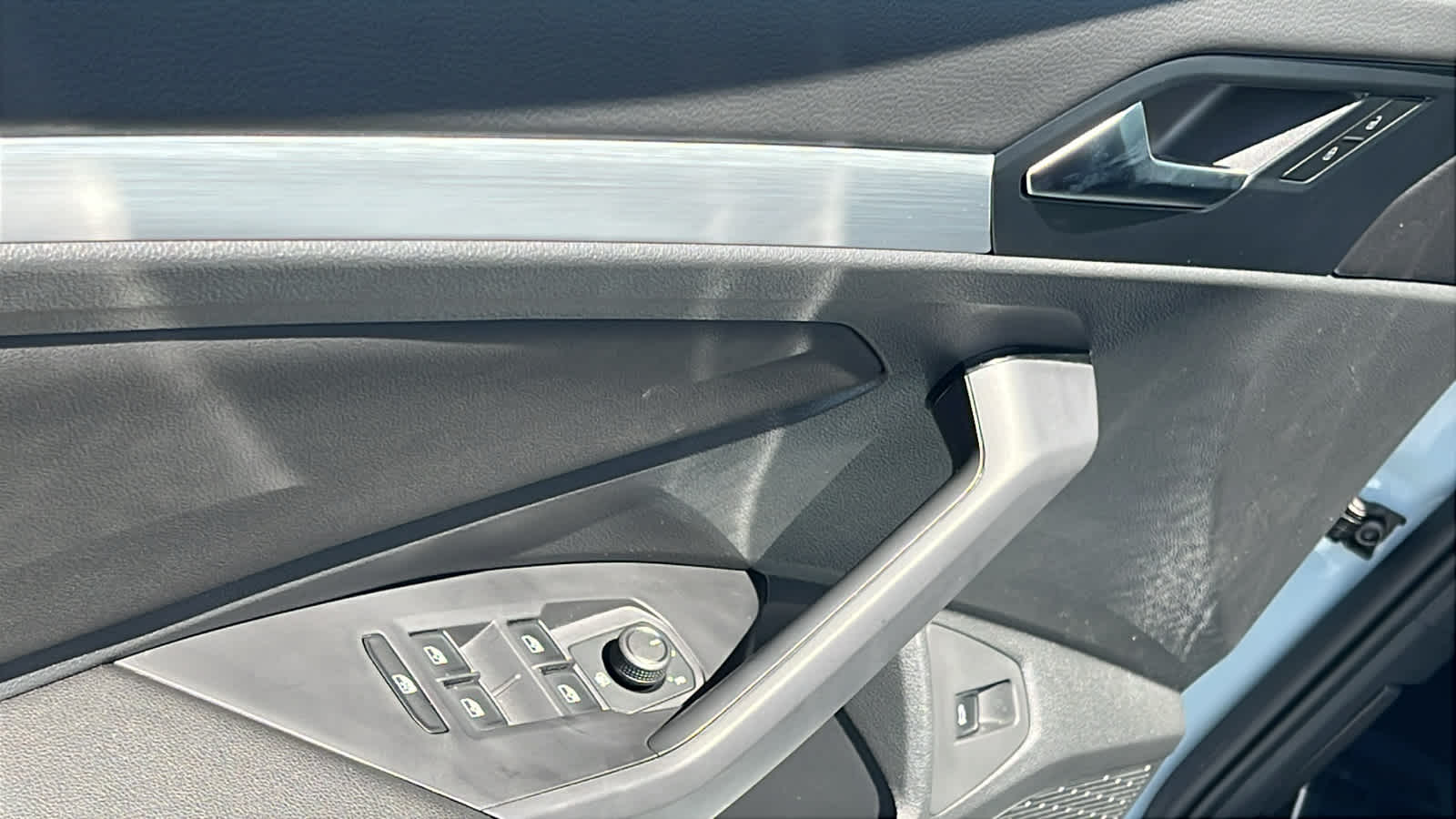 Thumbnail: 2025 Volkswagen Jetta - 22