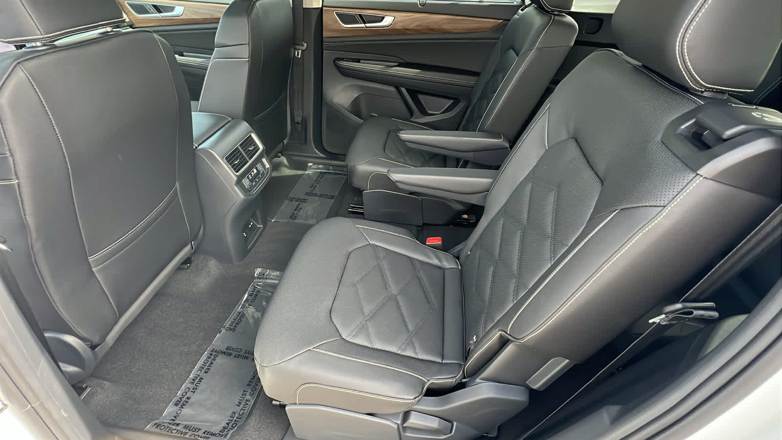 Thumbnail: 2026 Volkswagen Atlas - 24