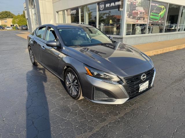 2023 Nissan Altima SV