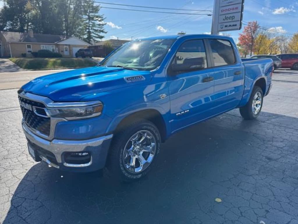 New 2026 Ram 1500 BIG HORN CREW CAB 4X4 5'7 BOX Pickup
