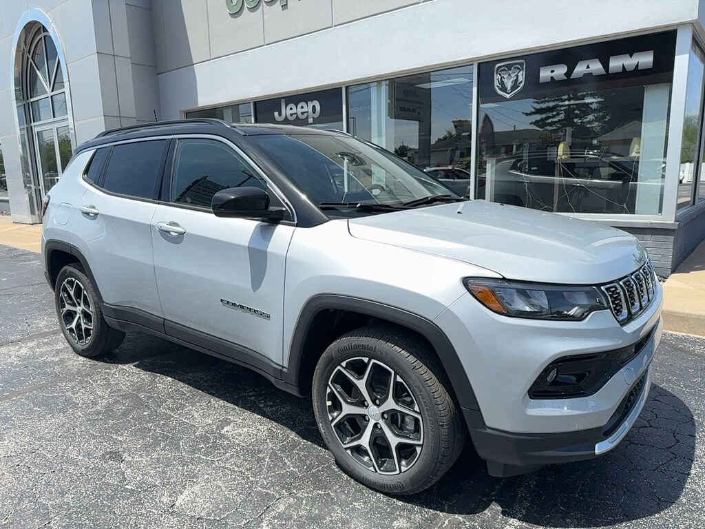 New 2024 Jeep Compass LIMITED 4X4 For Sale Quincy IL