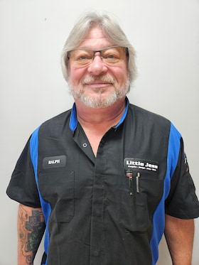 Staff member Ralph Bradshaw from e3f1bd078706