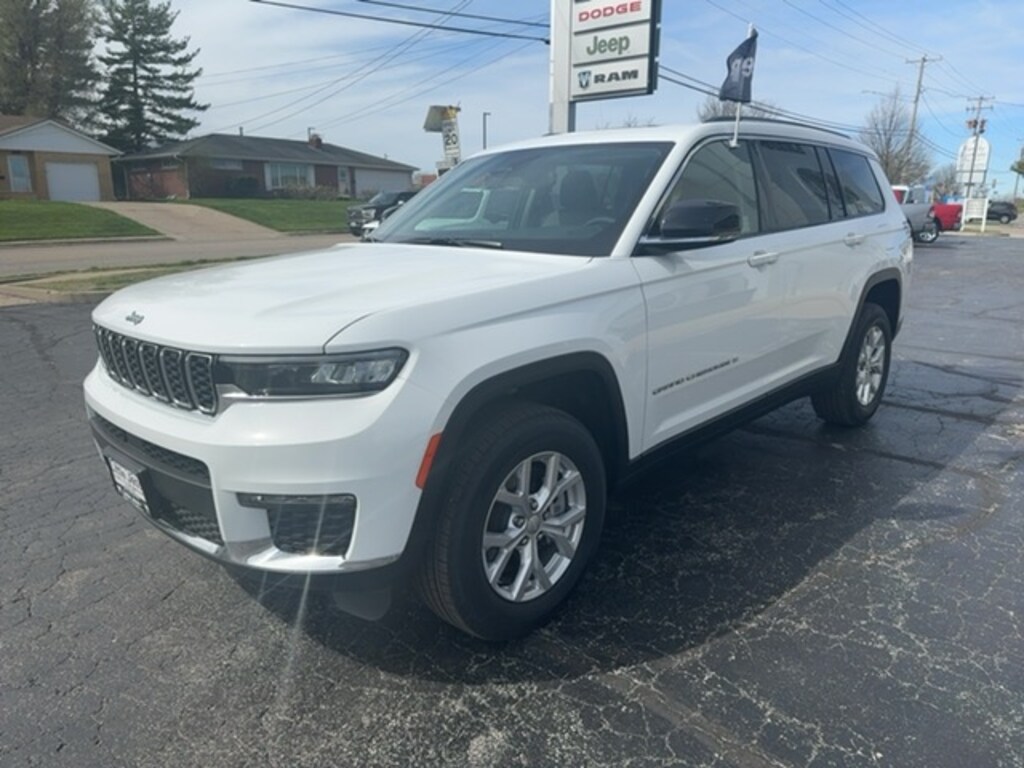 New 2024 Jeep Grand Cherokee L LIMITED 4X4 For Sale Quincy IL