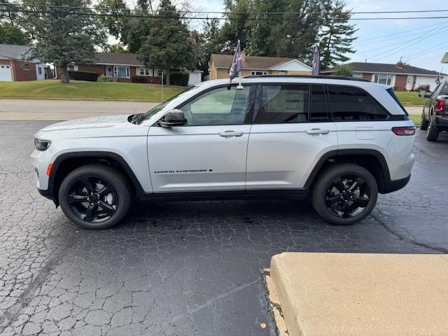 2025 Jeep Grand Cherokee Limited's photo