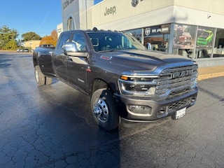 2026 Ram 3500 LARAMIE CREW CAB 4X4 8' BOX Pickup