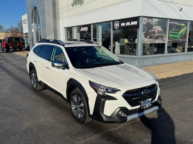 2023 Subaru Outback Touring's photo