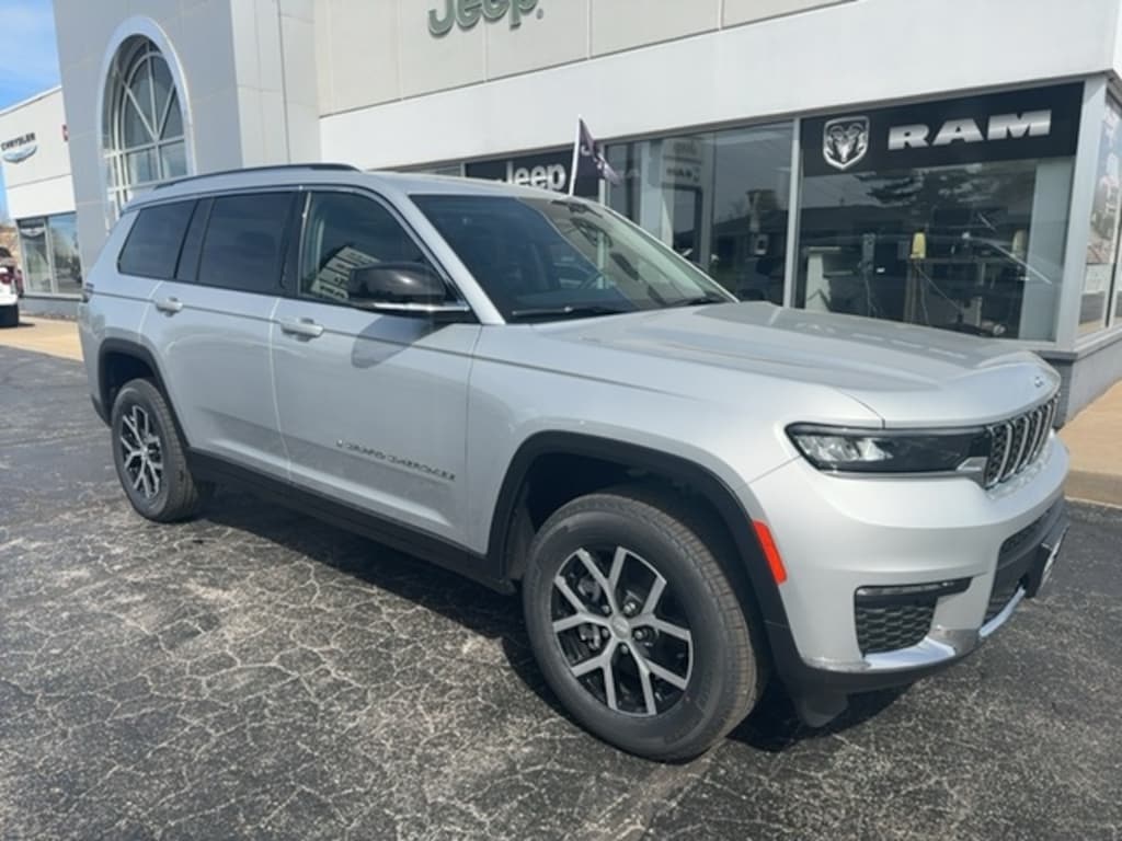 New 2024 Jeep Grand Cherokee L LIMITED 4X4 For Sale Quincy IL