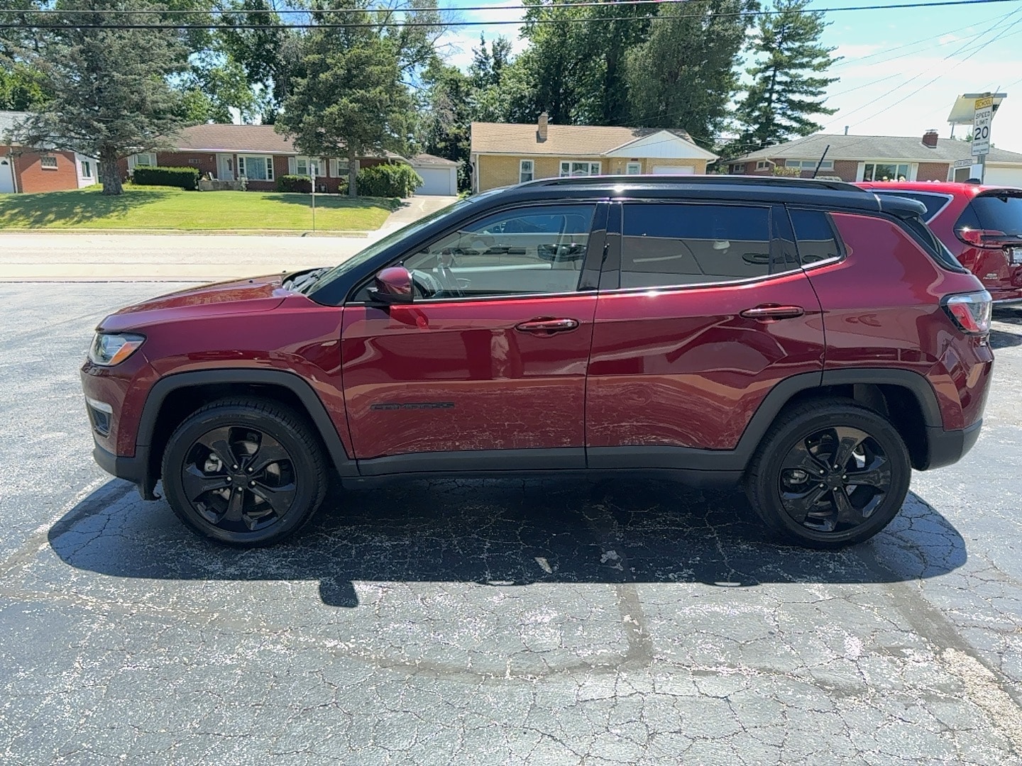 Used 2021 Jeep Compass Altitude with VIN 3C4NJDBB1MT586564 for sale in Quincy, IL