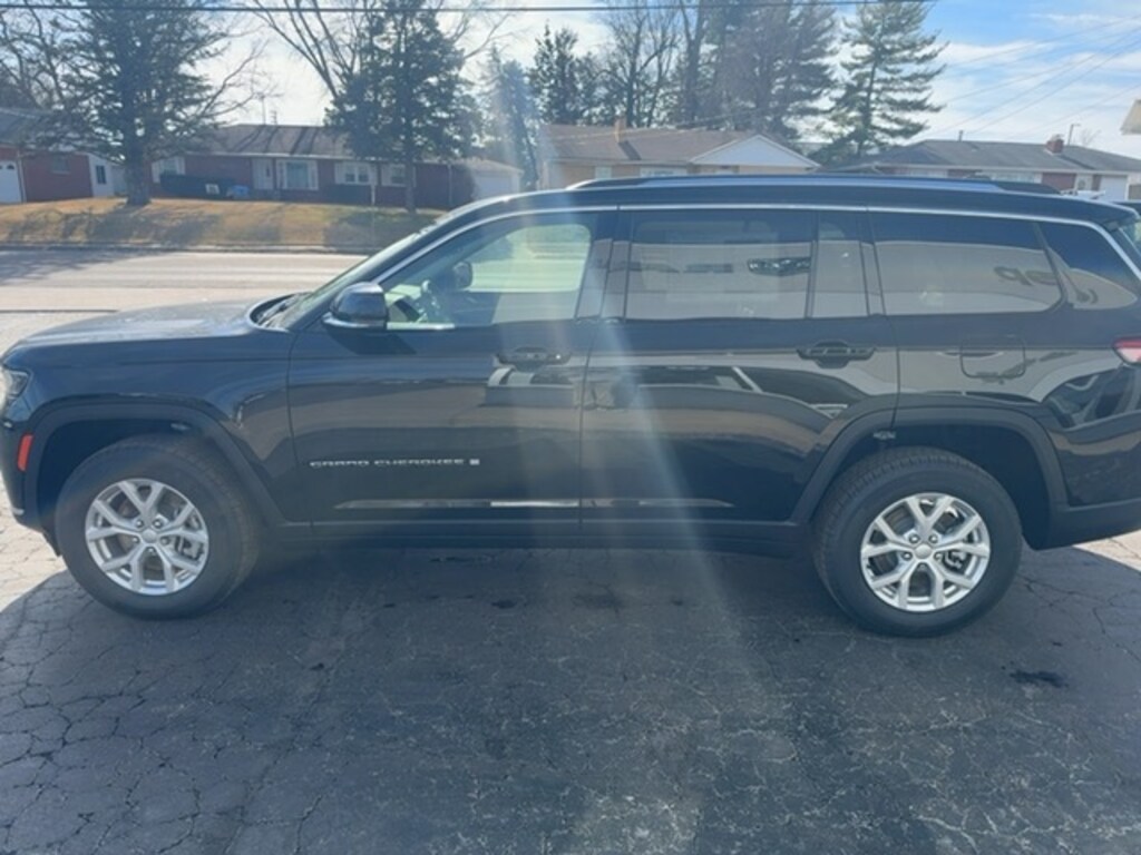 New 2024 Jeep Grand Cherokee L LIMITED 4X4 For Sale Quincy IL