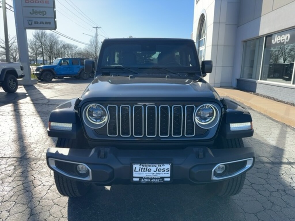 New 2024 Jeep Wrangler 4DOOR SAHARA For Sale Quincy IL