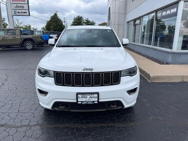 Used 2017 Jeep Grand Cherokee Limited with VIN 1C4RJFBG1HC689221 for sale in Quincy, IL