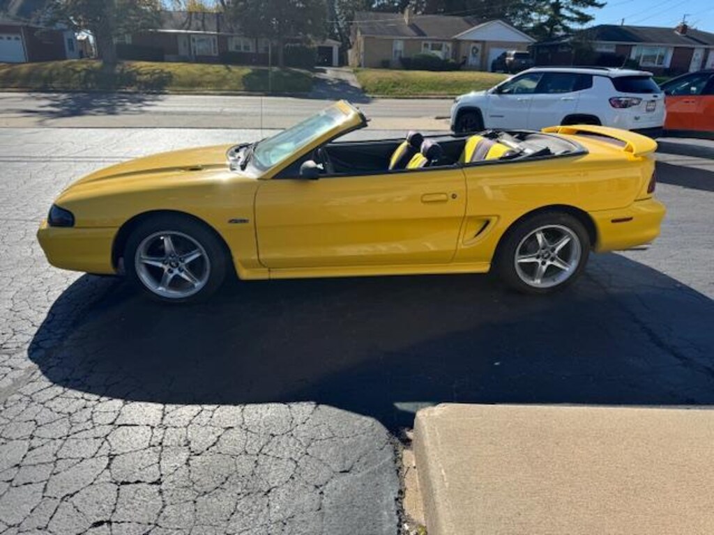 Used 1998 Ford Mustang GT CONVERTIBLE Convertible