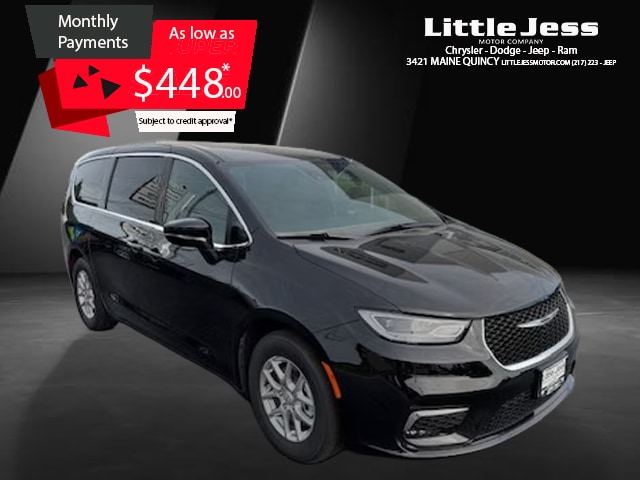 2026 Chrysler Pacifica Select's photo