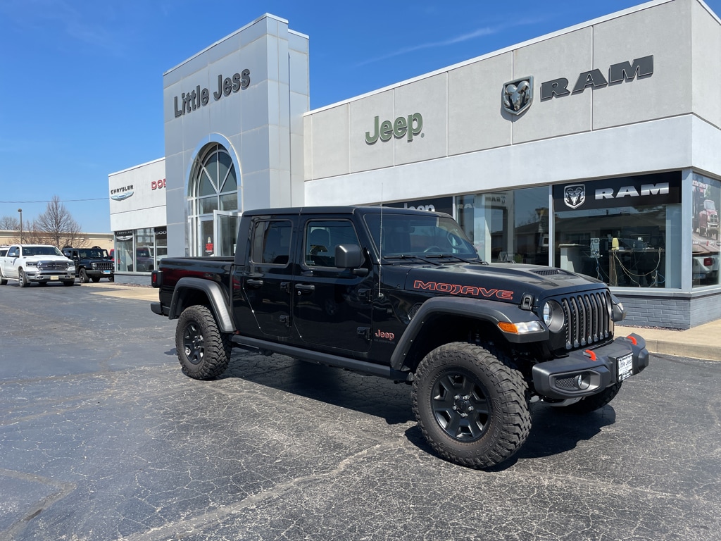 Used 2021 Jeep Gladiator Mojave with VIN 1C6JJTEG6ML574610 for sale in Quincy, IL