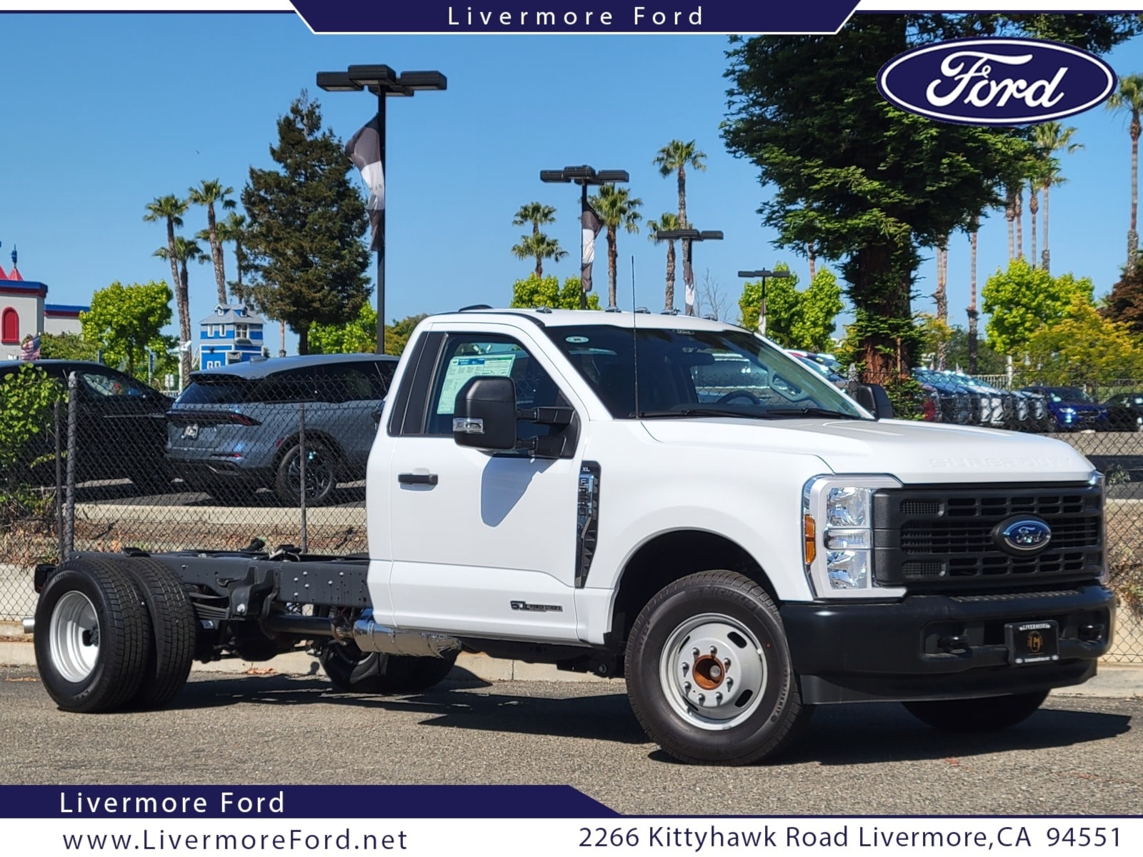 2024 Ford F-350 Super Duty Chassis Cab