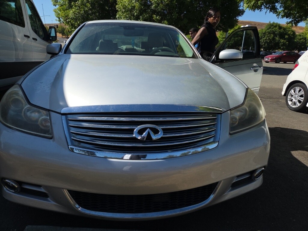 2008 Infiniti M35 Base photo 3