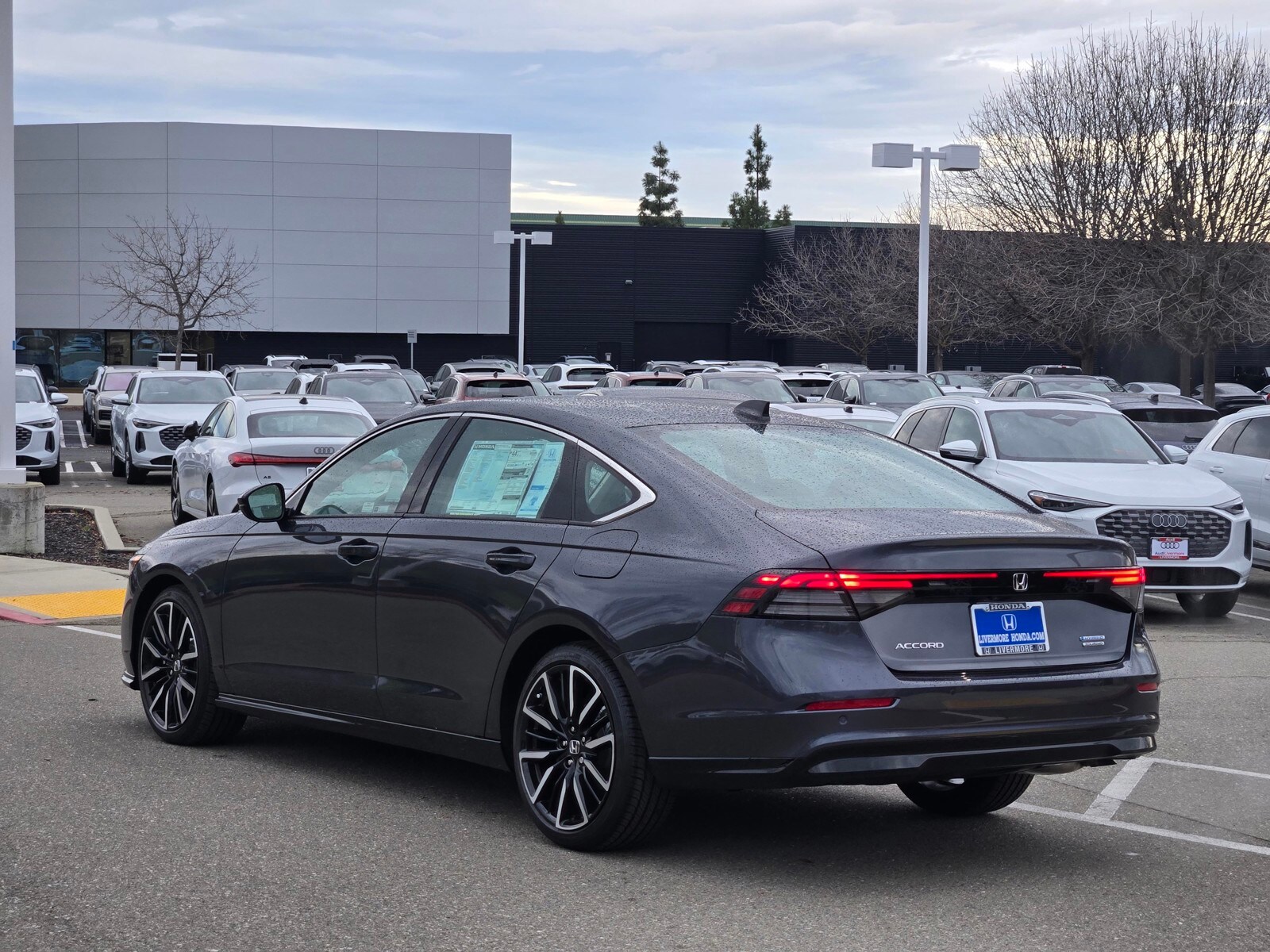 2025 Honda Accord Hybrid Touring - Photo 6