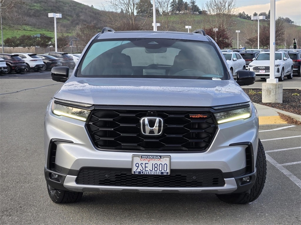 Certified 2025 Honda Pilot TrailSport SUV