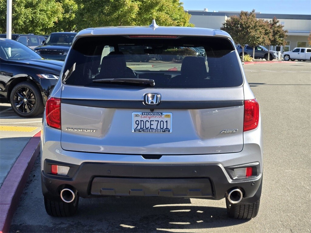 2022 Honda Passport EX-L photo 2