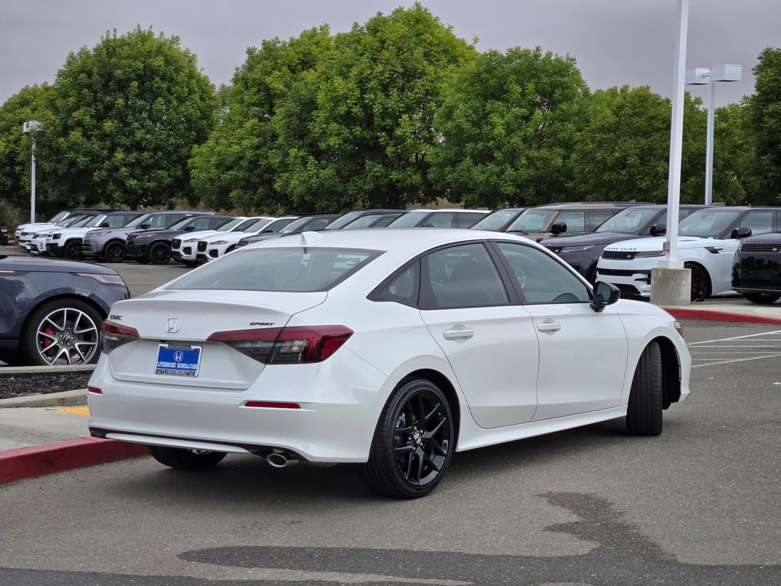 2026 Honda Civic Sport photo 4