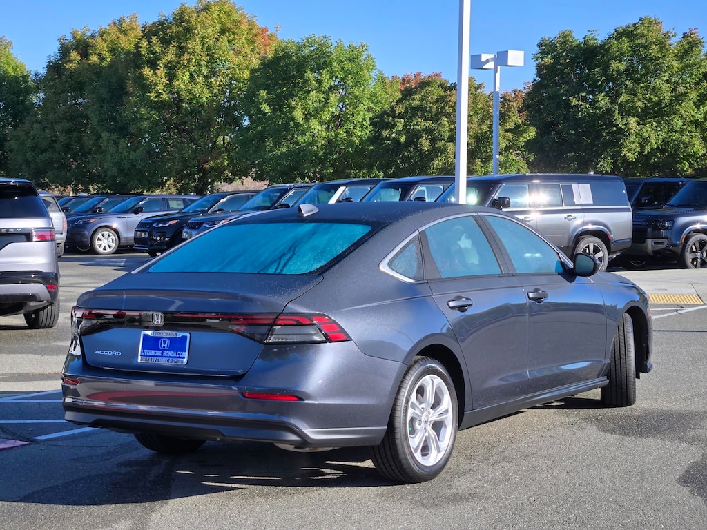 New 2025 Honda Accord LX Sedan