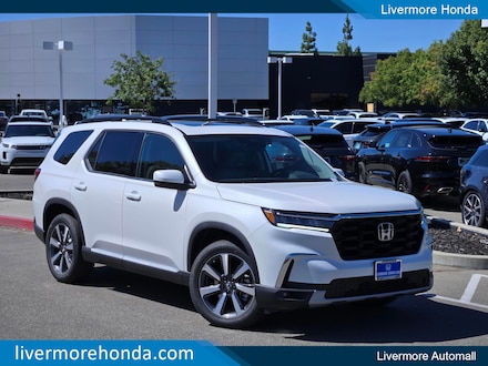 2025 Honda Pilot Touring SUV