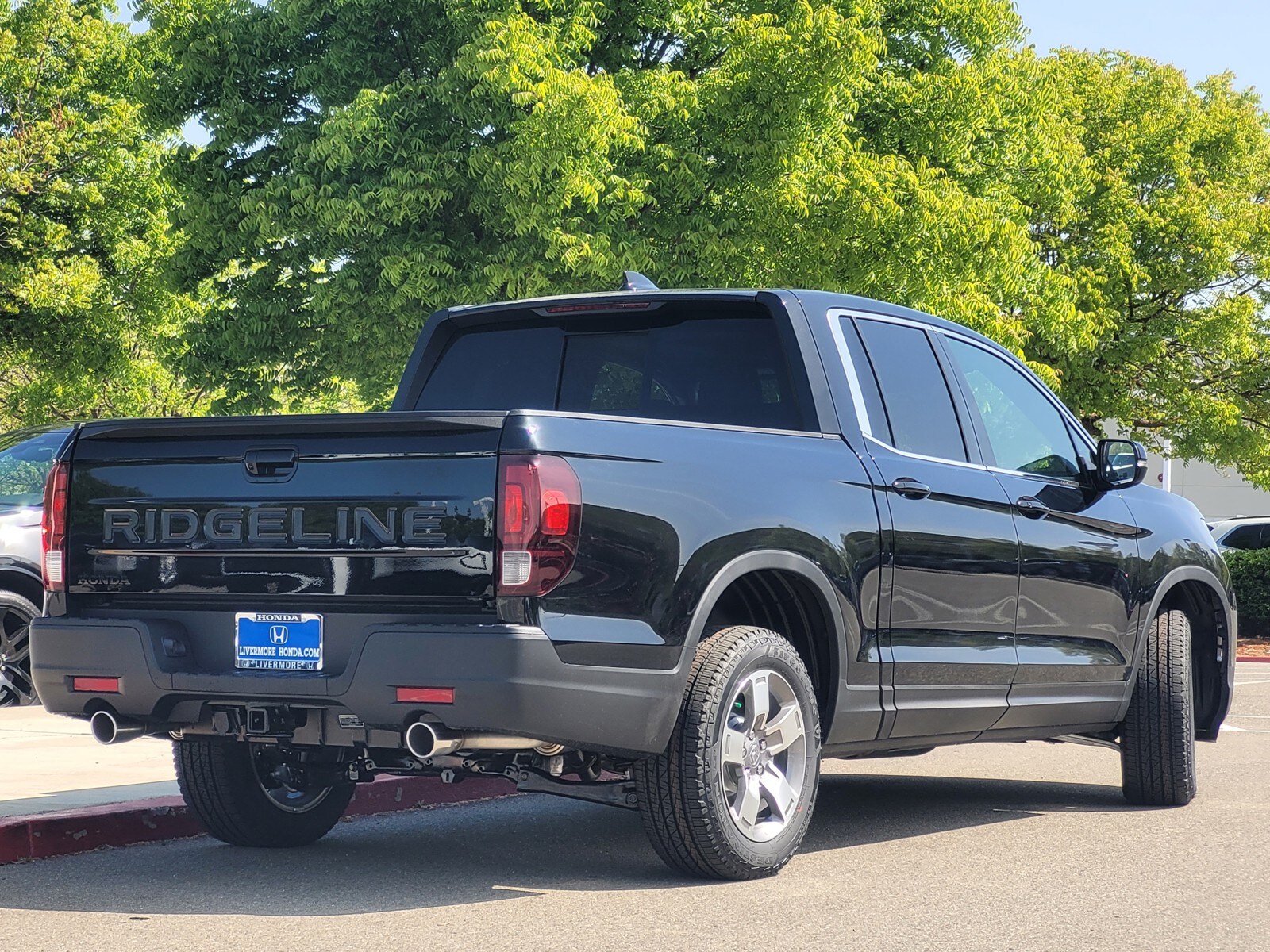 2025 Honda Ridgeline RTL photo 4