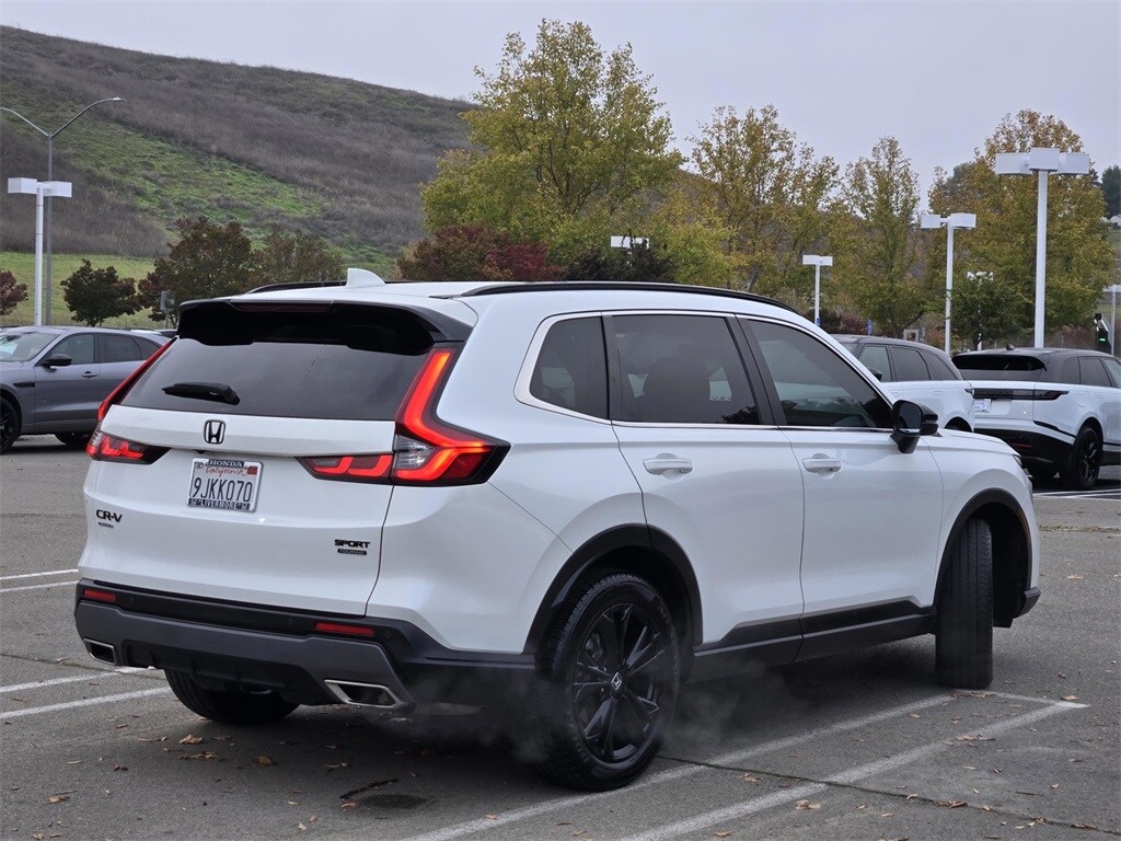 2024 Honda CR-V Hybrid Sport Touring photo 2