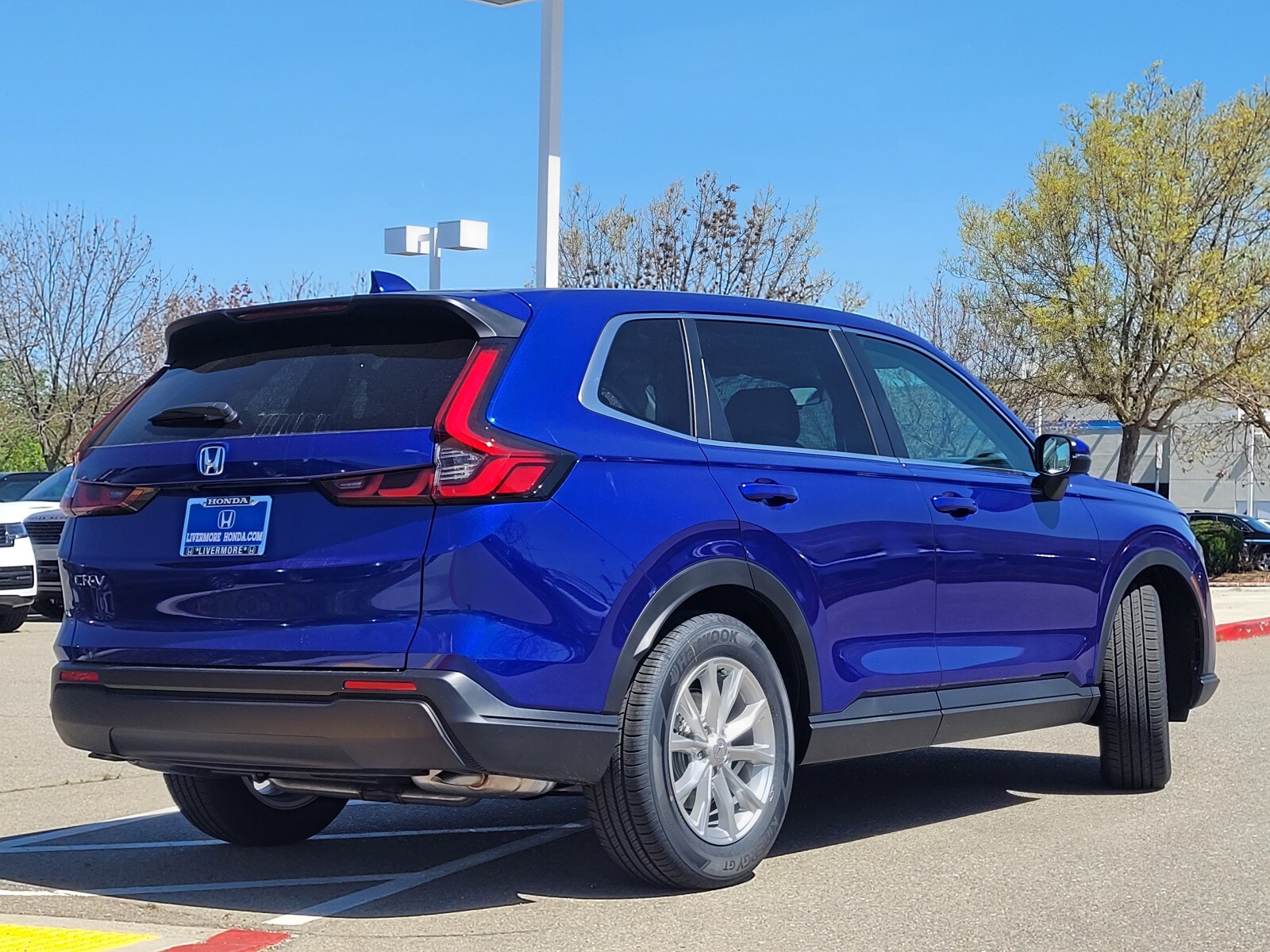 2025 Honda CR-V EX photo 4