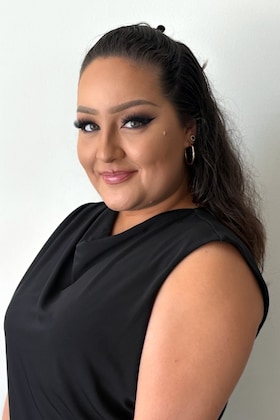 Staff member Adrianna I. from 20254b44317d