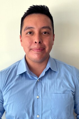 Staff member Hector F. from 20254b44317d