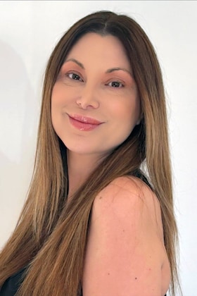 Staff member Rachel C. from db931b345b46