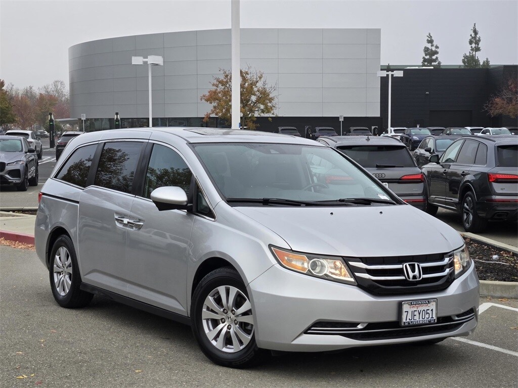Used 2015 Honda Odyssey EX-L Minivan/Van