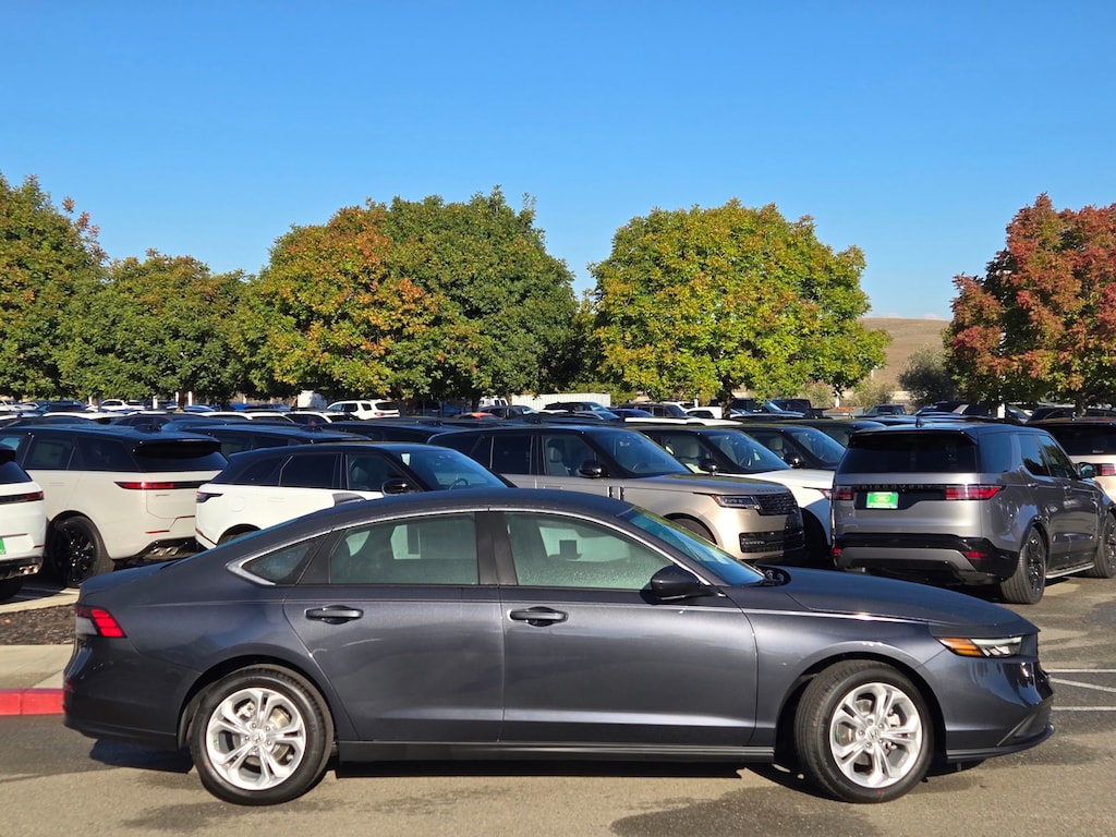 New 2025 Honda Accord LX Sedan