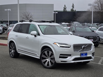 2020 Volvo XC90 Hybrid T8 Inscription SUV