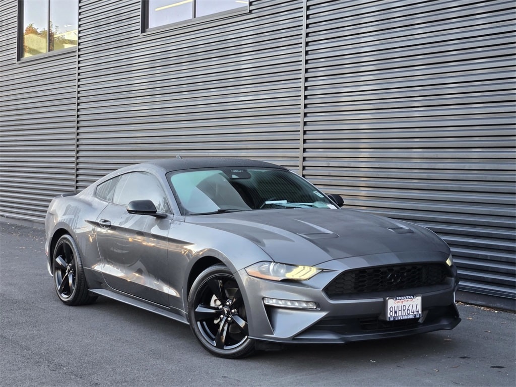 2021 Ford Mustang EcoBoost