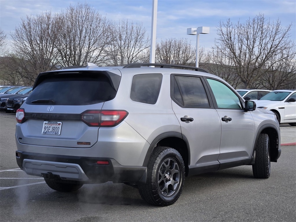 Certified 2025 Honda Pilot TrailSport SUV