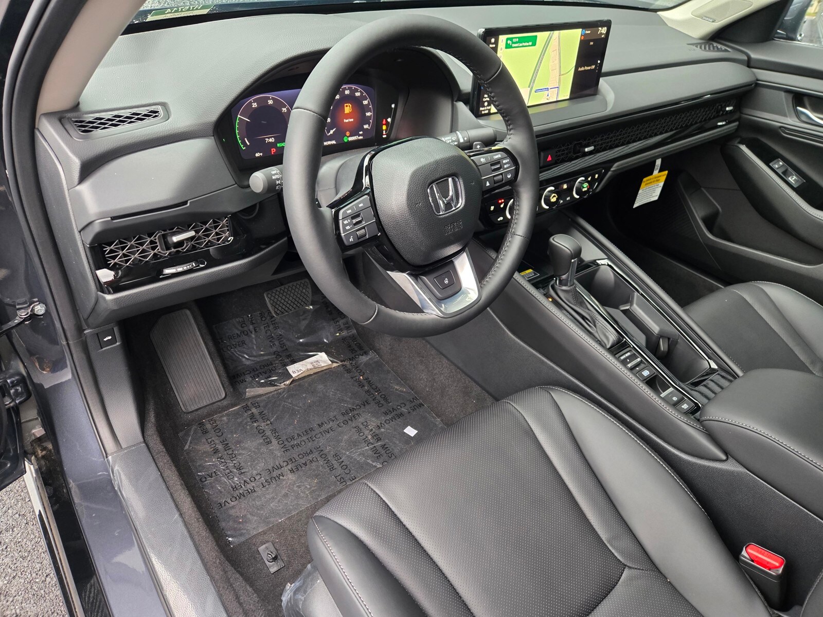 2025 Honda Accord Hybrid Touring - Photo 18