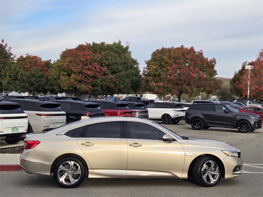 2020 Honda Accord EX photo 3