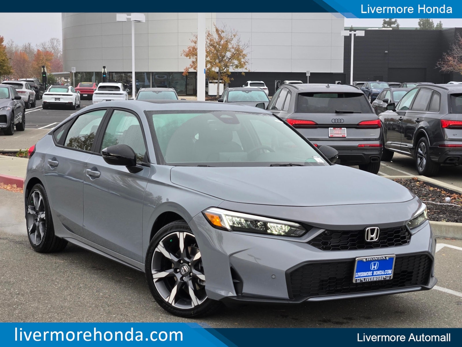 2026 Honda Civic Hatchback Sport Touring's photo