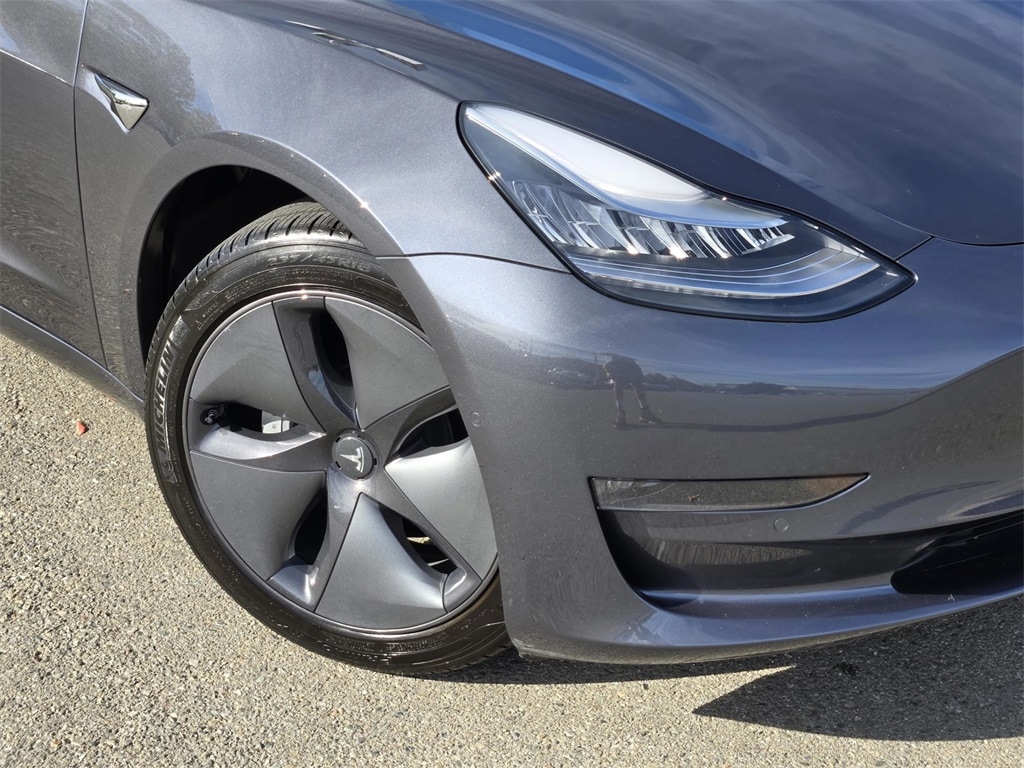 Used 2019 Tesla Model 3 Base with VIN 5YJ3E1EA8KF424682 for sale in Livermore, CA