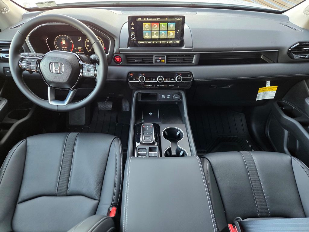 2025 Honda Pilot Touring - Photo 12