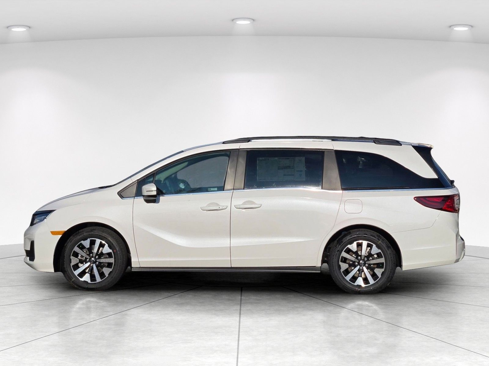 2026 Honda Odyssey EX-L - Photo 7