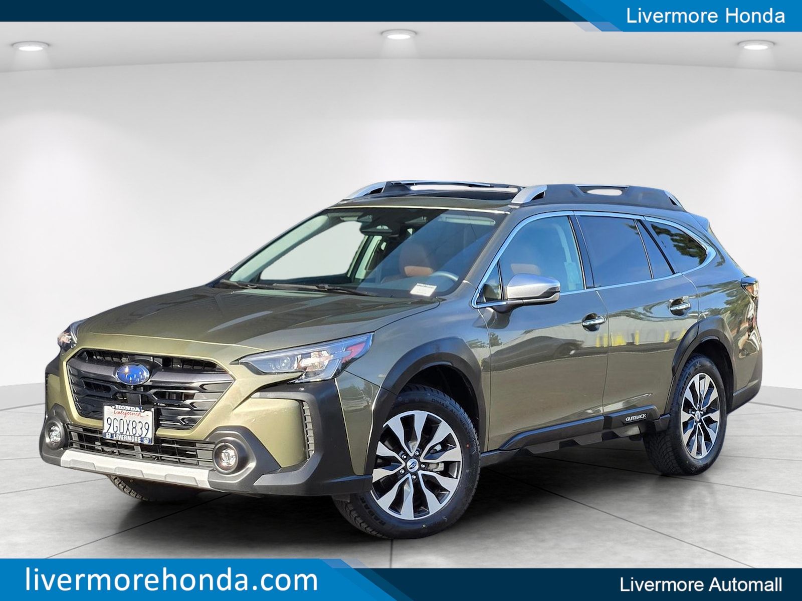 2024 Subaru Outback Touring XT's photo