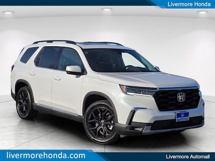 2025 Honda Pilot Touring SUV