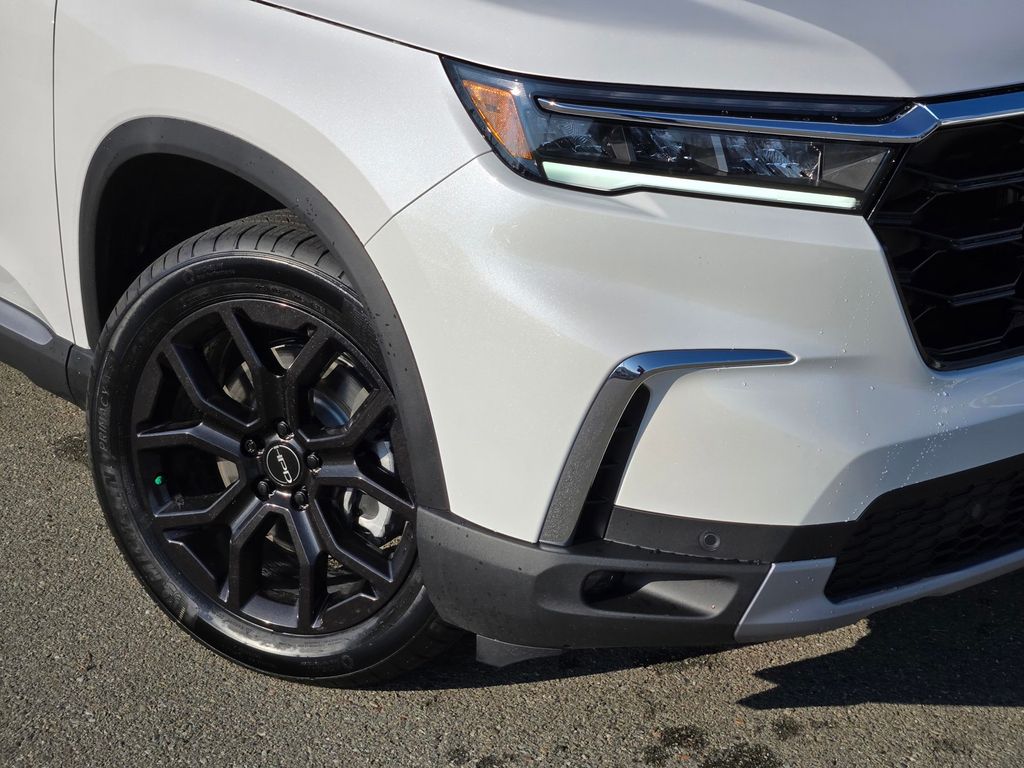2025 Honda Pilot Touring - Photo 9