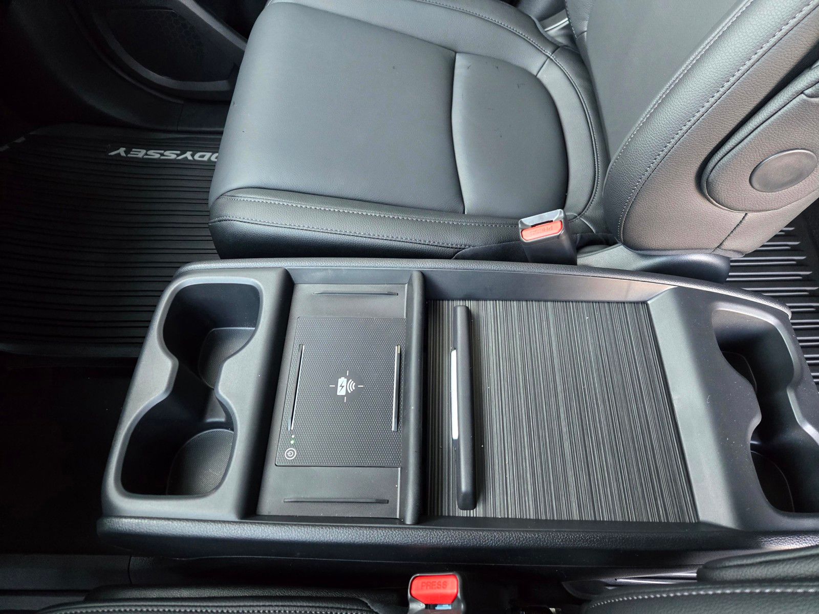 2026 Honda Odyssey EX-L - Photo 23
