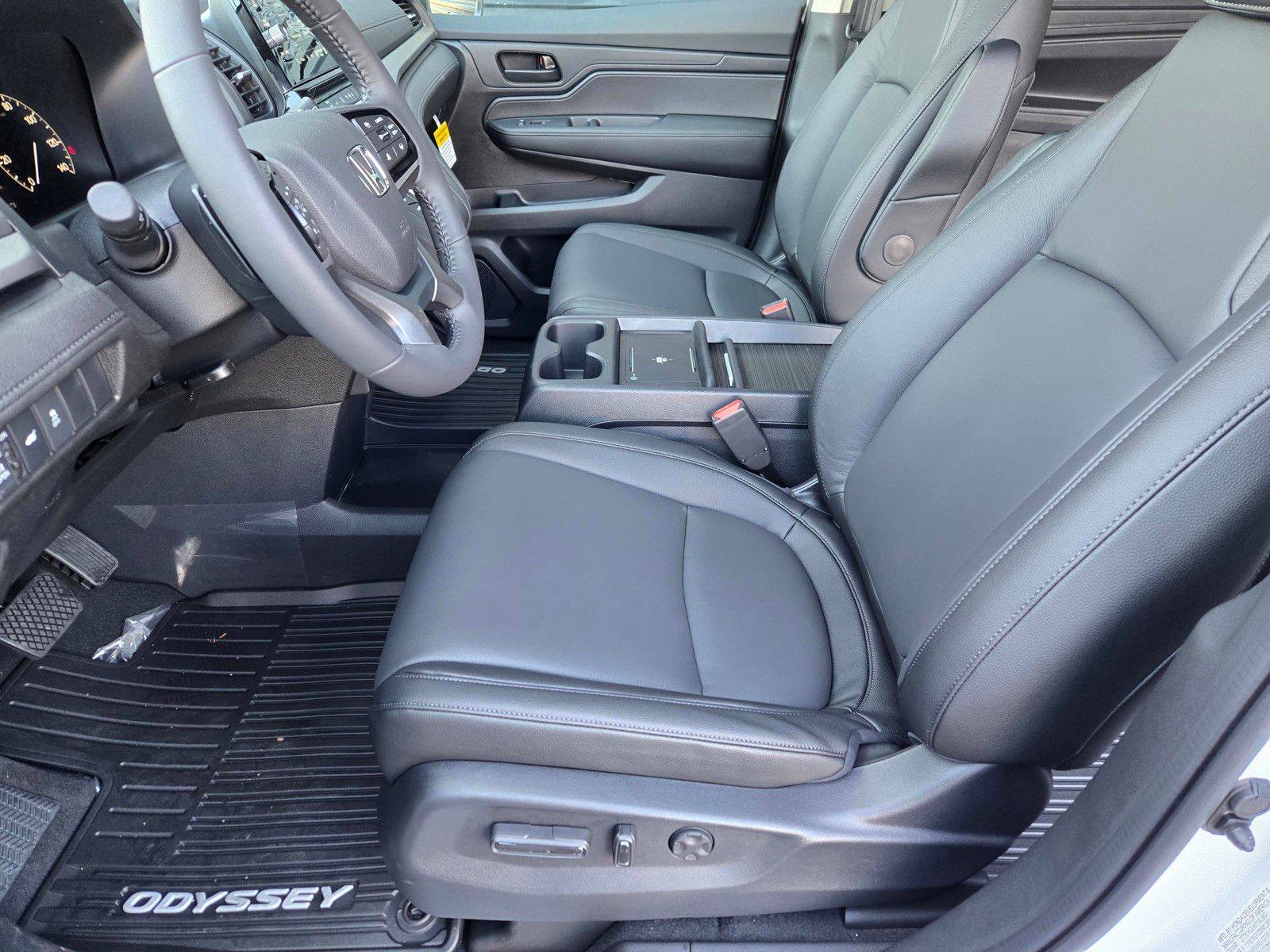 2026 Honda Odyssey EX-L - Photo 25