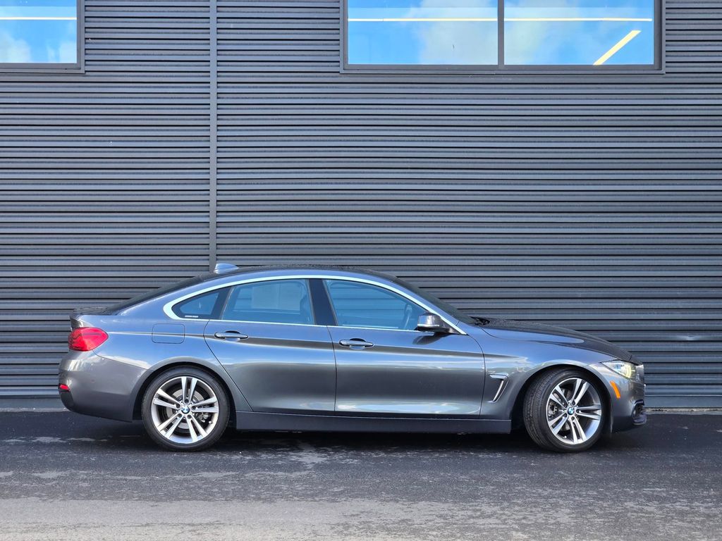 2019 BMW 430i photo 2